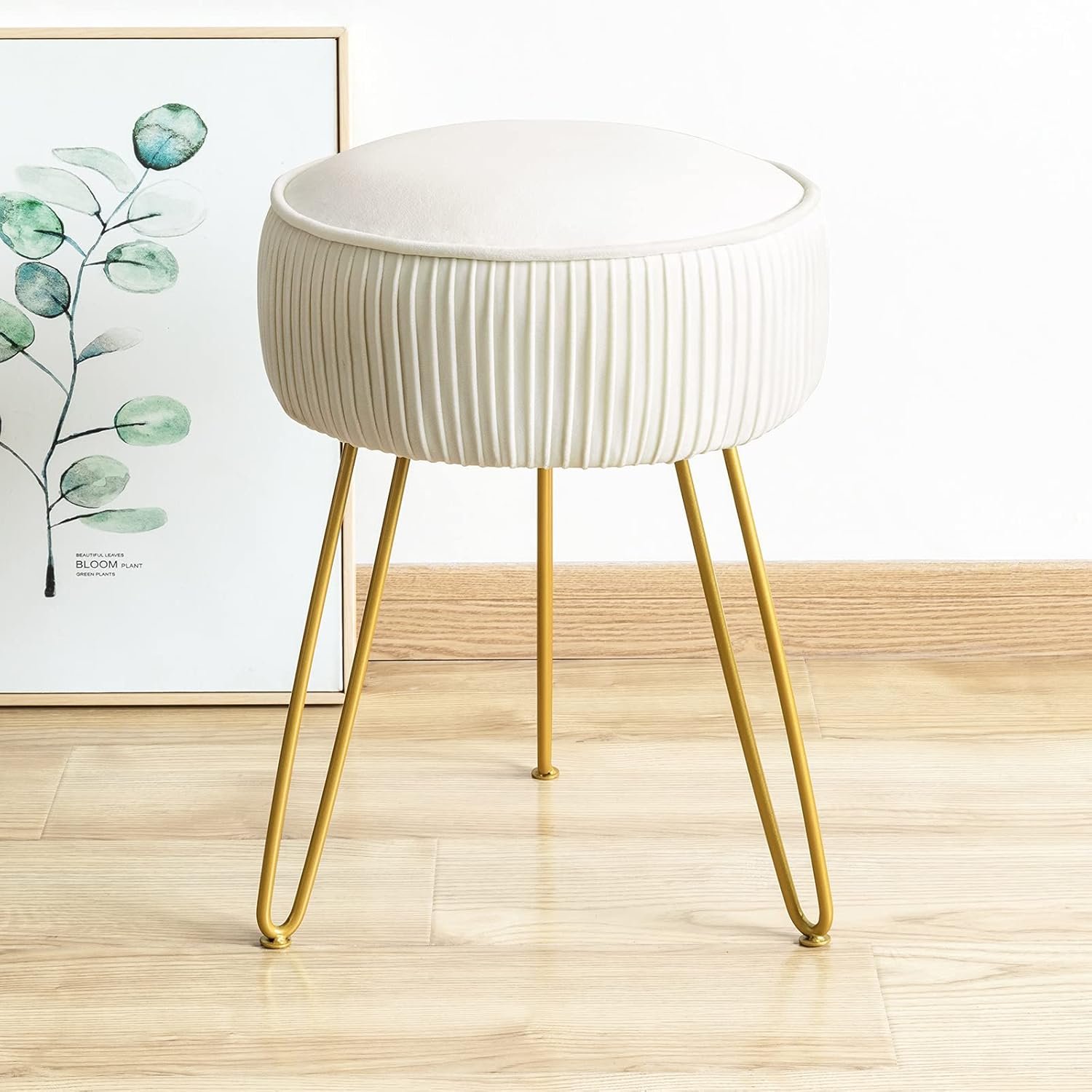Pleated vanity stool